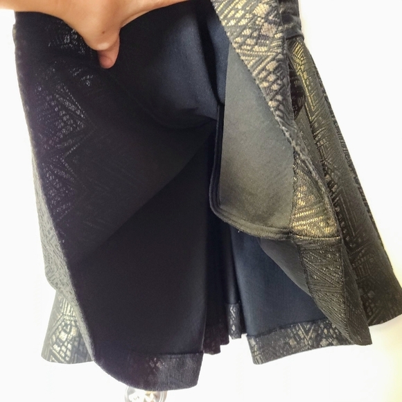 PARKER Black & Gold Geometrical Textured Print In Gold Black Flare Dress Size M - Picture 8 of 16